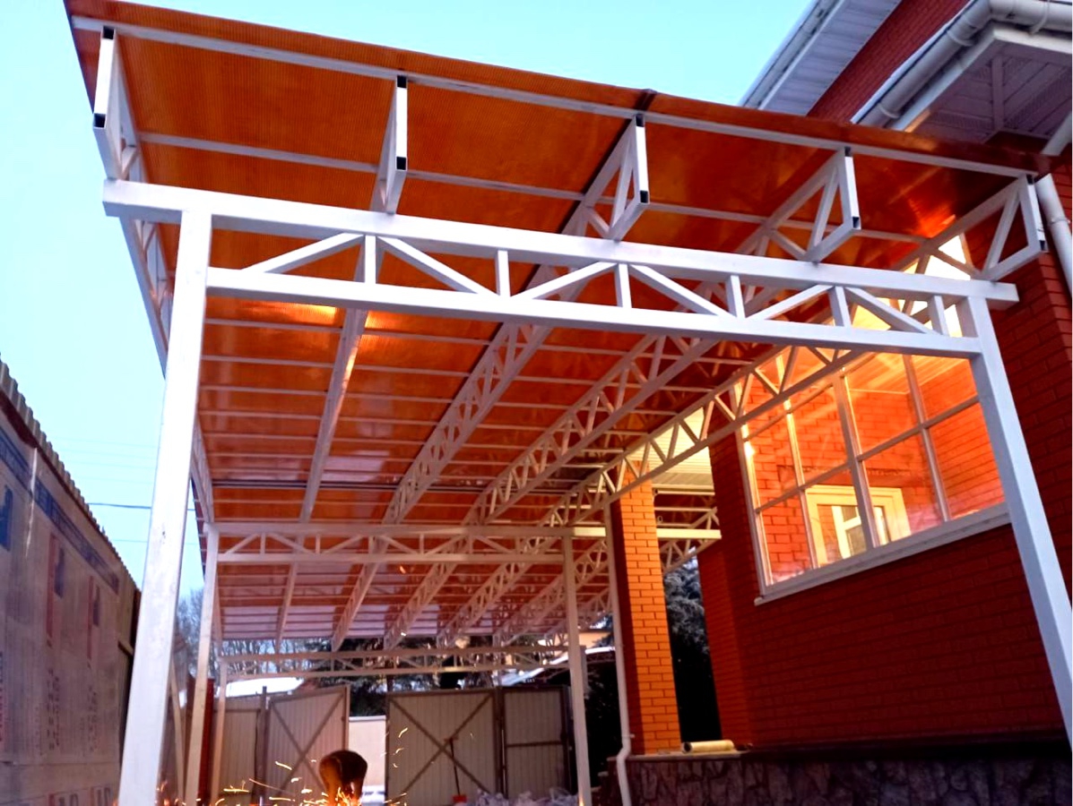 Хай-тек автонавес из поликарбоната для машин